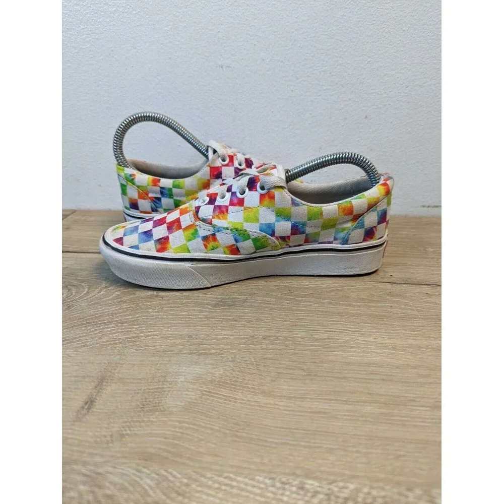 Vans Women’s Shoes Size 5.5 Rainbow Checkered Old Skool Lace Up Off The Wall - Picture 7 of 9